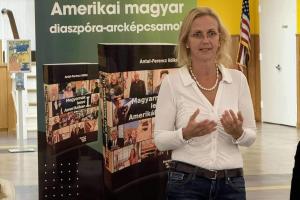 Antal-Ferencz Ildikó dedikálások - New York